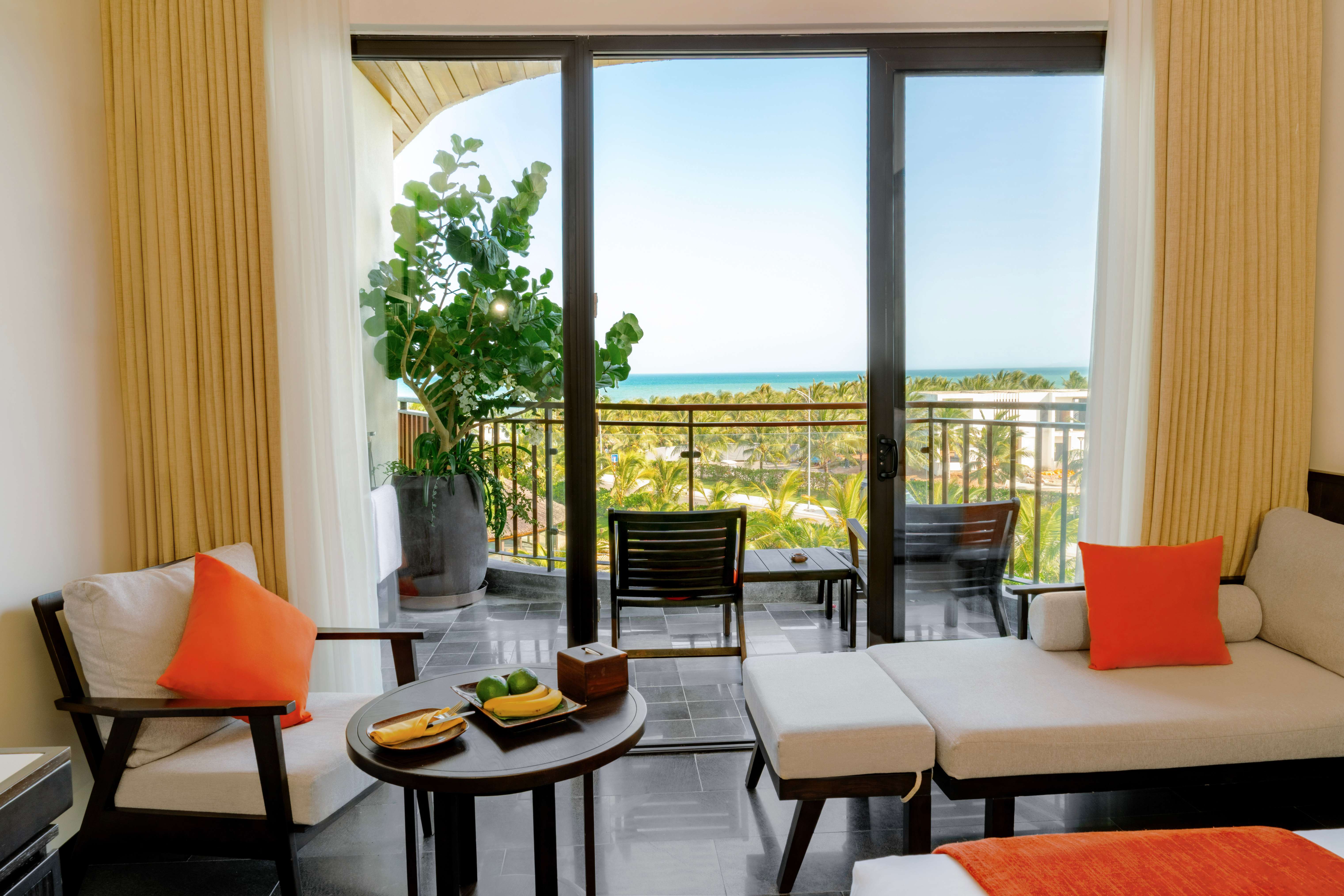 Deluxe King Room Sea View - 5