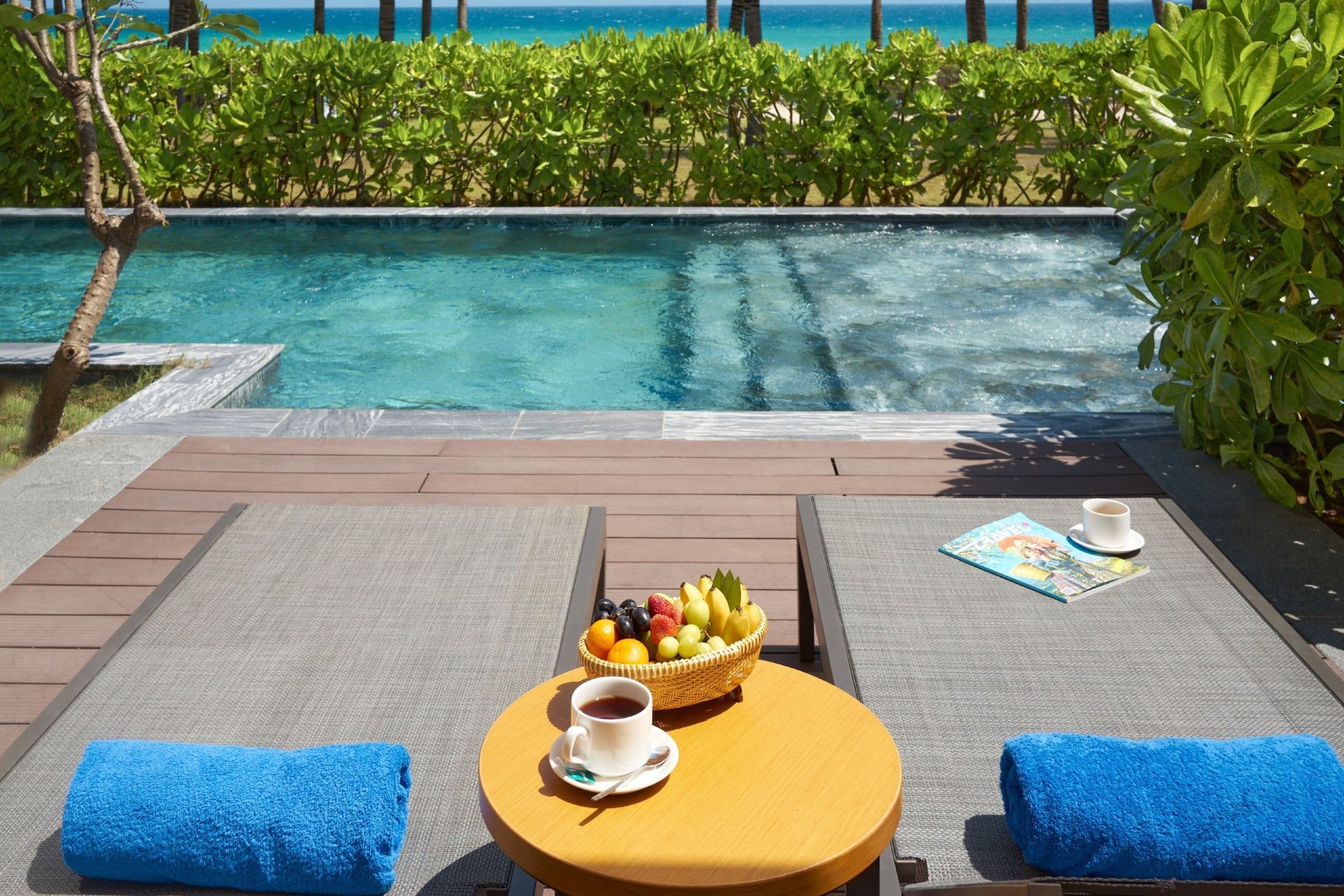 Four Bedrooms Villa with Sea Front with Pool - 3